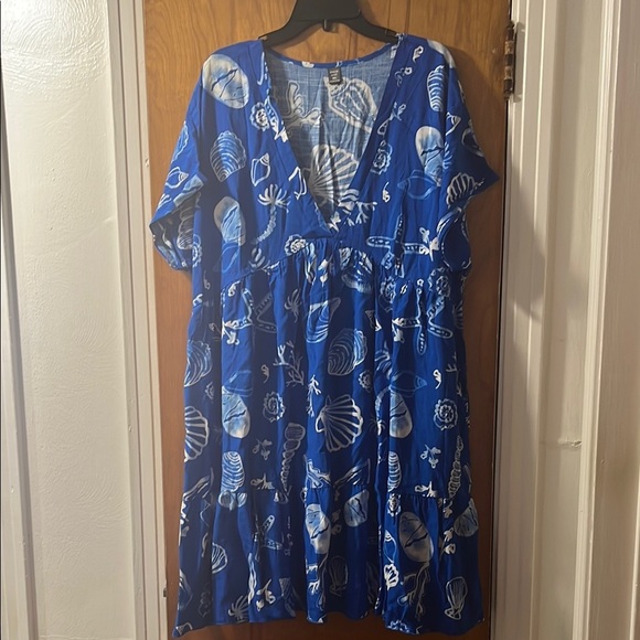 SHEIN Blue and White Seashell Print Dress - Picture 1 of 4